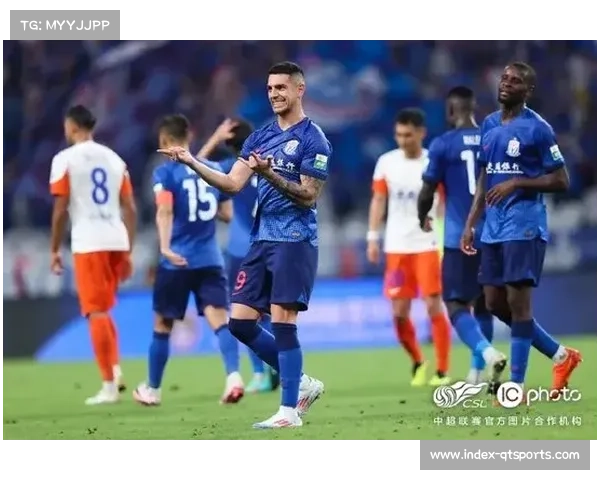 上海申花官方宣布续约特谢拉、马纳法至2026年年底。 上海申花官方宣布续约特谢拉、马纳法至2026年年底。